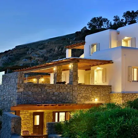 Mykonos Sleeps 12 Air Con Wifi * Mykonos Town