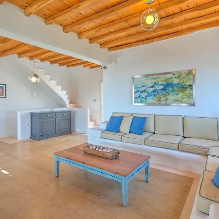Mykonos Sleeps 12 Air Con Wifi וילה *
